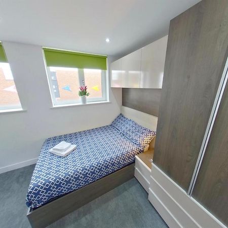 New House - Magnificent Studios In Coventry City Centre, Free Parking, By Covstays エクステリア 写真